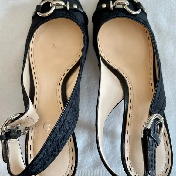Coach open-toe heels. Black. - Picture 3 of 5